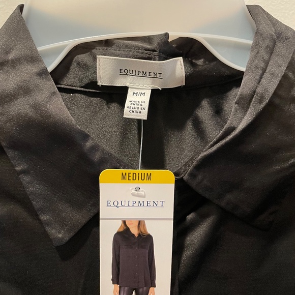 EQUIPMENT BRAND - WOMEN SIGNATURE CLASSIC TOP -   CLASSIC BLACK COLOR - Picture 4 of 15